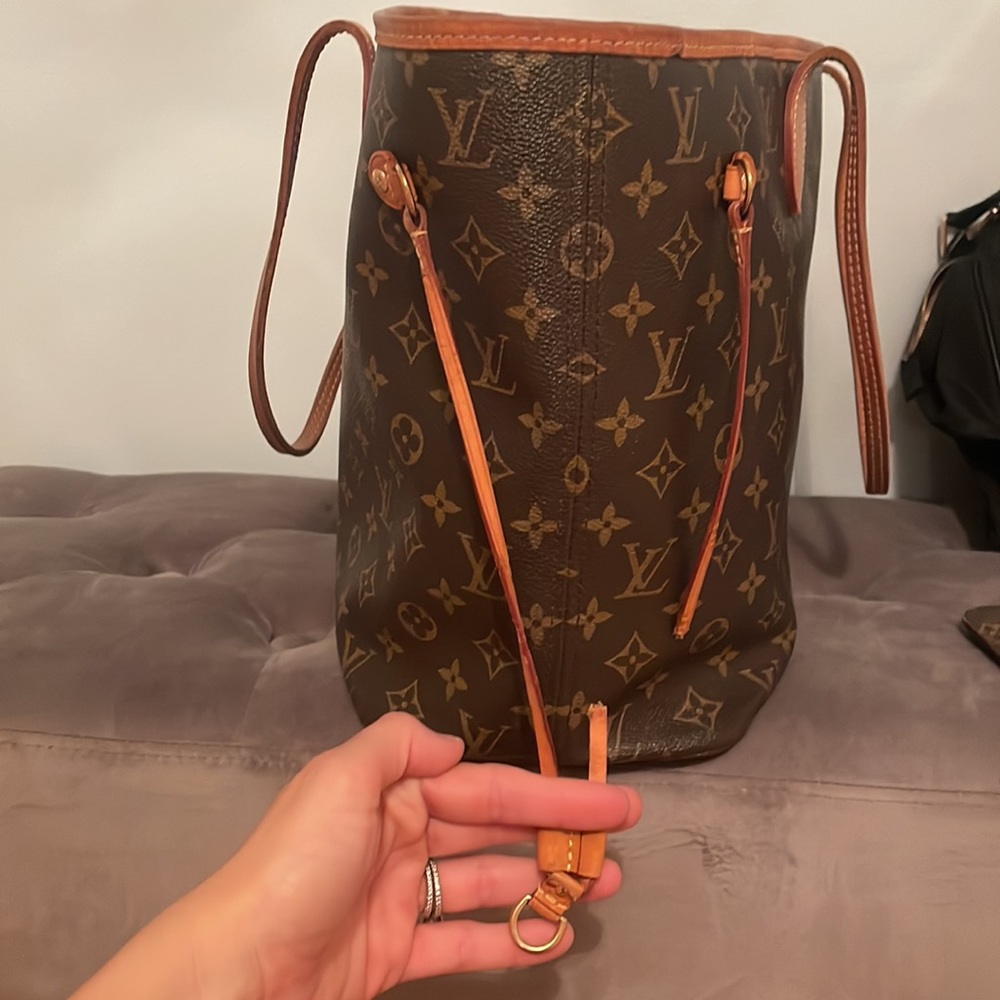 Louis Vuitton, Monogram Neverfull MM with Pouch - Picture 5 of 16